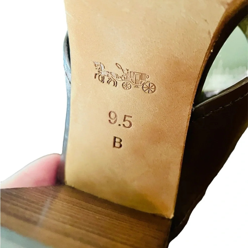 Coach Bristol women’s leather block heel buckle sandals LIKE NEW! SZ 8.5 brown - Picture 9 of 10